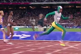 澳大利亚首位夺得世锦赛金牌的土著女运动员凯茜·弗里曼视频封面