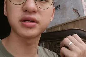 东非酸枝家具好不好？是不是国标红木？有个致命缺点一定要知道视频封面