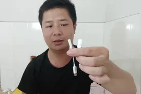 放弃稳定工作选择创业，小伙分享10来个人小工厂年赚40万的产品视频封面