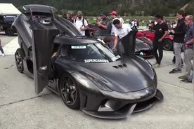 价值2500万的柯尼塞格，大秀直线加速，声浪太迷人视频封面