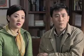 小叔看不起农村嫂子，让她滚回乡下，父亲一巴掌上去：她是你大嫂视频封面