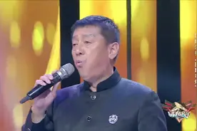 口哨达人秀技巧，跨越4个8度的歌曲串烧，能吹成这样也是没谁了！