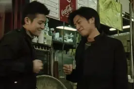 那会的谢霆锋陈冠希还没有恩怨，两人的合作非常顺利视频封面