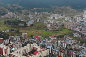 航拍贵州黔东南最大的县城--天柱县城