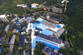 原凯里军工厂旧址，坐落在高山环绕的胡同里，难道是因为隐蔽性吗