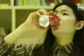 可乐也“醉人”！男子喝可乐后竟晕倒，这是咋回事？听听专家咋说