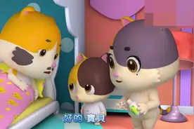 乐乐变身小医生，给爸爸妈妈看病，生病要去看医生吃药才会好哦-