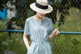 遮肉又显瘦的棉麻风连衣裙，清爽舒适还透气，古典韵味还有格调图片