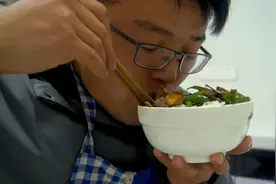 网红徐大sao人设疑翻车，打赏女主播超千元，媳妇喝口汤也被嫌图片