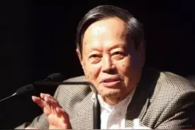 杨振宁：人形的上帝，是没有的。造物者是存在的，宇宙不是偶然图片