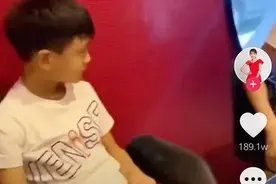 老二在哥哥姐姐面前都是秒怂体质？这大概就是一物降一物了图片