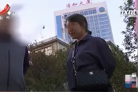 南昌：“中兴和园”开发商私占绿地，送给一楼业主？图片