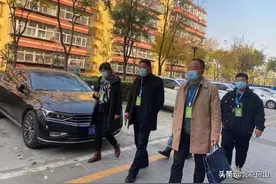 叮咚！房山区人口普查员敲门中！图片