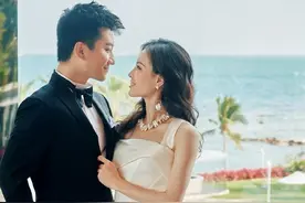 “跳水皇后”吴敏霞再拍婚纱照！穿薄纱裙美过女明星，老公帅到爆表图片