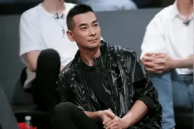 赵文卓到底做错了啥？甄子丹闹翻，吴京反超，成龙：一辈子红不了图片