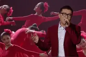 18岁丧父，33岁靠一首歌赚2000万，4登春晚的庞龙去哪里了？图片