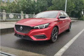 名爵6号称国产小钢炮，性能超越思域，哪一款配置最划算呢？图片