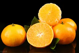 5年前亩赚7万元，农民跟风种植，今年产地跌破2元，爱媛橙咋了？图片