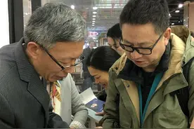 “调脾胃，治杂病”！他花10年时间把大半辈子的中医经验写成书图片