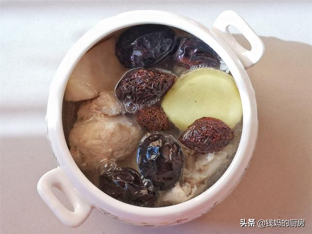 每天喝花胶灵芝汤 2026年每天喝花胶灵芝汤会胖吗