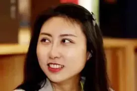 贾浅浅的“屎尿”诗，凭啥被圈内人吹捧？且看文化圈中的那些怪事图片