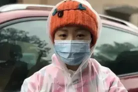 雨衣妹妹PK"许可馨"们，没有责任和担当，知识再多有何用图片