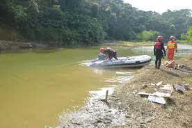 玉林一名男子钓鱼改捞鱼，不幸溺水丢掉性命图片