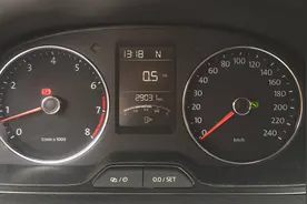 高速上车速120km/h时，发动机转速是多少算合适？图片