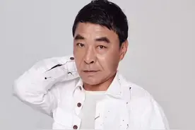去买菜没人敢卖，坐出租车没人敢载，影帝王双宝的演技有多逼真？图片