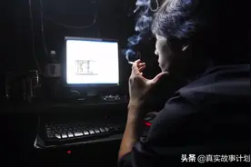 20来岁，他们住在网吧图片