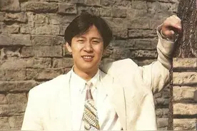 解晓东：跳过舞蹈，当过歌星，做过商人，妻子带他走出抑郁症图片