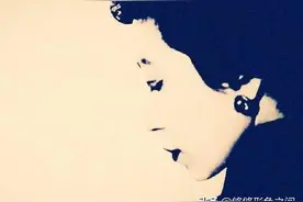 睫毛像米色的蛾翅，这个人是真爱我的——细读《色，戒》中的比喻图片