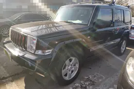 08年的吉普指挥官卖家豪言低了12W不卖！客户：你留着下崽吧图片