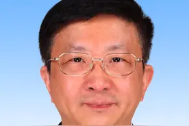 新民晚报社党委书记、社长朱国顺获中国长江韬奋奖图片