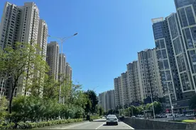 打折让利仍难成交，库存压顶的惠州楼市寒意逼人图片