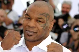 拳王“泰森”亲口承认：世界只有1人我打不过，并非李小龙图片