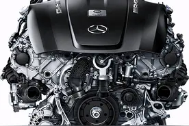 奔驰的顶级动力AMG 4.0T V8发动机图片