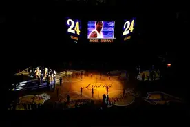 24日科比追悼会，一人留下一句祝福语，一路走好，科比布莱恩特图片