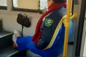 大哥，喝多了也不要这样折磨自己啊图片