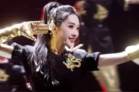 比声乐老师更有资历！巅峰时期堪比日本神级歌姬！阿兰为何被淘汰图片