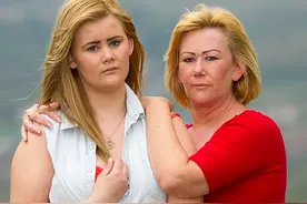 女儿无法生育，妈妈主动提出帮忙，最后由姥姥“生下”可爱的外孙图片