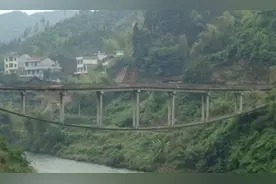 中国怪才设计的中国最古怪的桥，当时看不懂被嘲笑，如今大家懂了图片