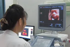 孕妇套话医生问男女，被识破臊一脸，这7项看男女的说法有效吗？图片