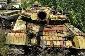 退役的飞机都去哪了？河南这座小县城，封存超2000架战机图片