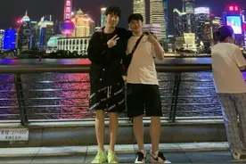 陈逗逗和少东疯狂撒狗粮，已有了结婚的打算？狂虐单身狗吊哥图片