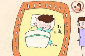为何宝宝睡觉总是满床滚来滚去？大多是四个原因，附对策图片