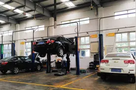 修车时，换下的这4个零件一定要带走，即便坏了也值钱图片