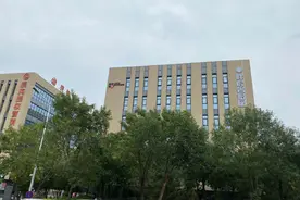 LV在直播间翻过车，但二手奢侈品却成为抖音新宠图片