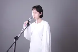 烟嗓美女动情翻唱林俊杰情歌《一千年以后》，属于90后的回忆