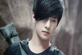 《盗墓笔记》只知道张起灵厉害，但你知道小哥身世有多惨么？图片